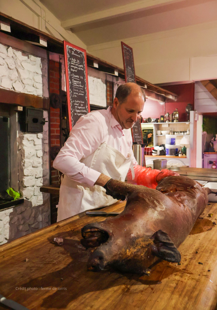 la-ferme-de-lorris-voyages-mauger-cochon-grillé (1)